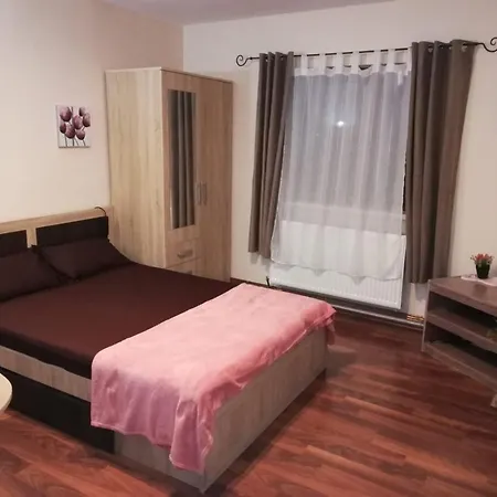Апартаменти Casa Carmen Брашов