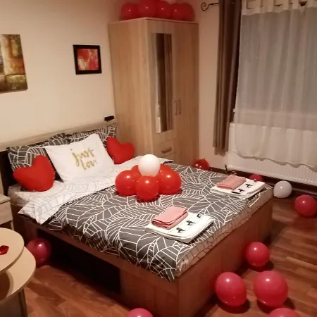 Casa Carmen Апартаменти Брашов